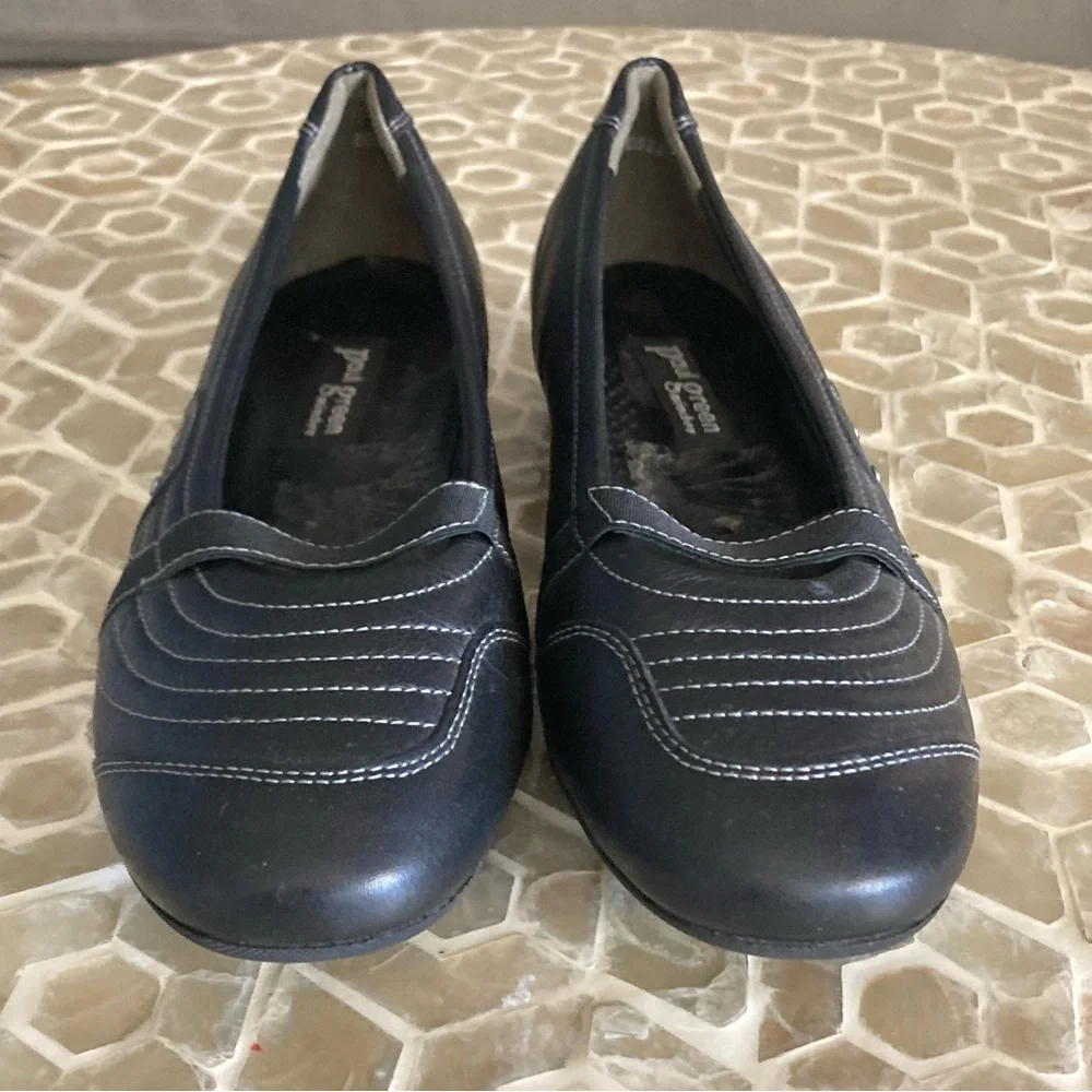 LIKE NEW! Paul Green Mary-Jane ballet flats in black - Picture 4 of 11